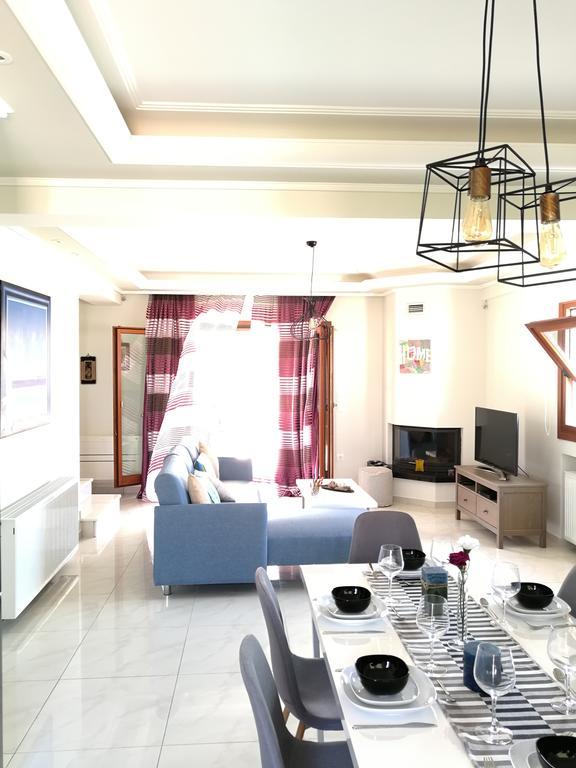 Leo - Unique Glyfada Apartment Atenas Exterior foto